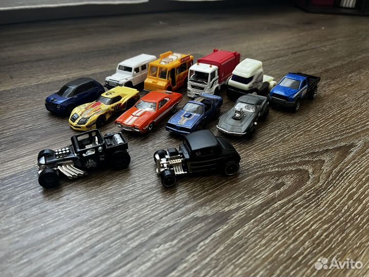 Машинки Hot Wheels распак