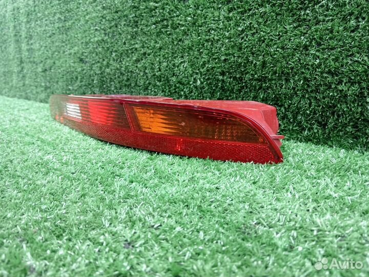 Фонарь задний правый в бампер VAG Audi Q3 8U 8U