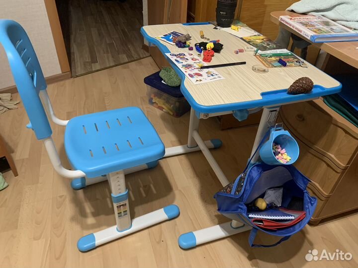 Растущая детская парта со стульчиком FunDesk
