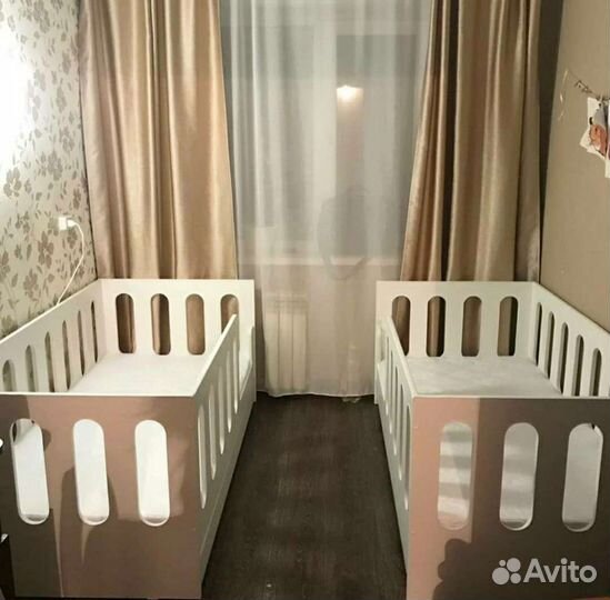 Кровать манеж