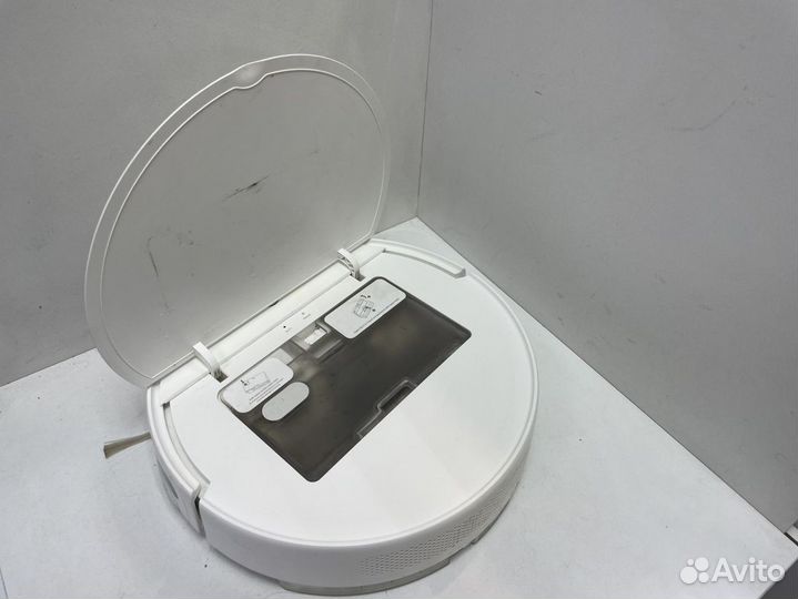 Робот-пылесос Xiaomi Mi Robot Vacuum Mop Essential