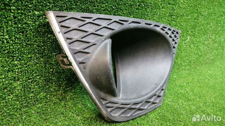 Рамка противотуманной фары Ssangyong Actyon Правая