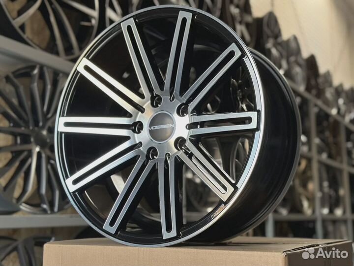 Комплект дисков Vossen CV4 R17 8j 5*114.3