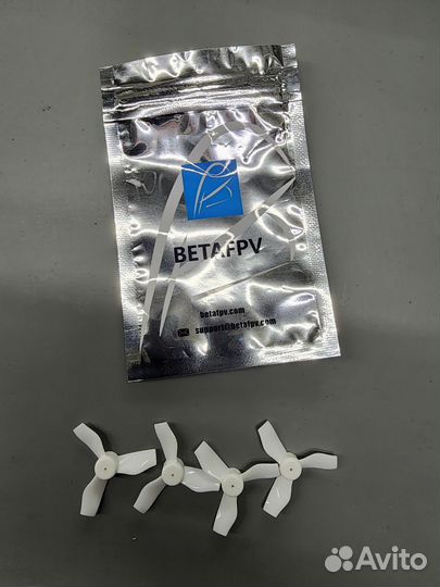 Пропеллеры Gemfan 31мм 3-лопастные Вал 1,0 мм