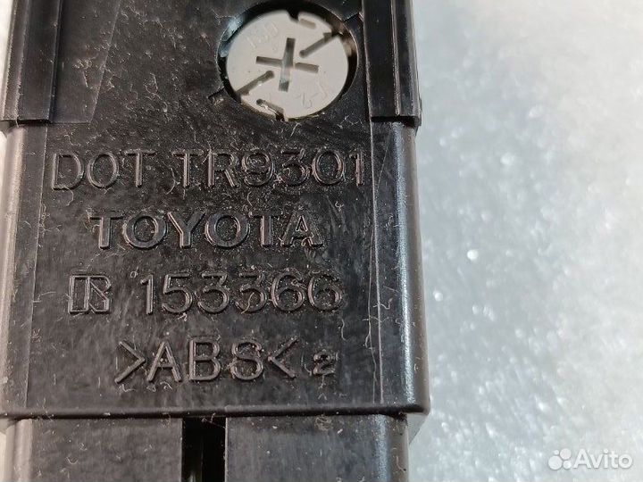 Кнопка аварийной сигнализации Toyota Vista Ardeo