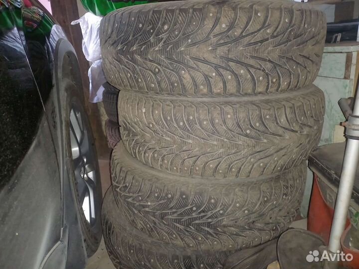 Yokohama Ice Guard Stud IG55 235/60 R18