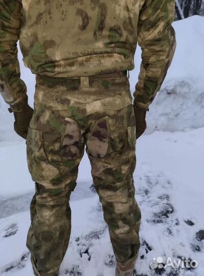 Тактический костюм с интегрированной защитой