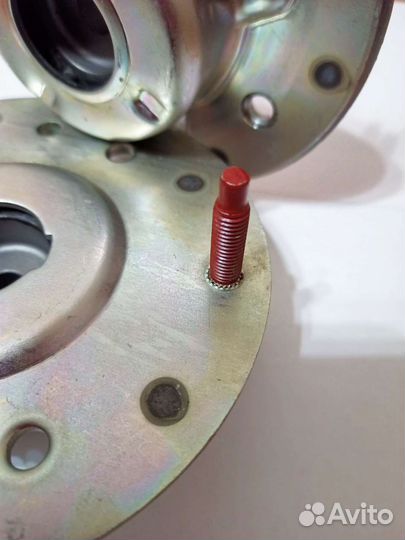 Опорная чашка амортизатора freelander2