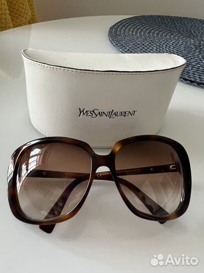 Солнцезащитные очки yves saint laurent
