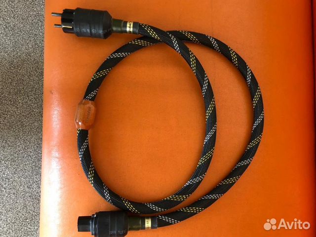 Шнуры сетевые и для акустики 1 шт