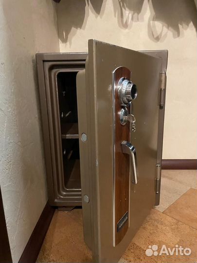 Сейф japan uchida K