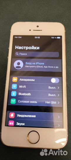iPhone SE, 32 ГБ