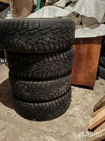 R16 Accelera Accelera 205/50, PCD 4x114.3 DIA 15