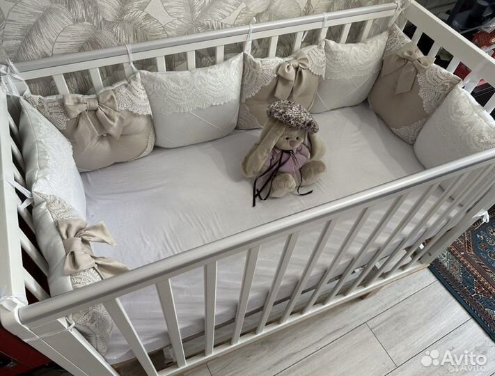 Бортики на детскую кроватку