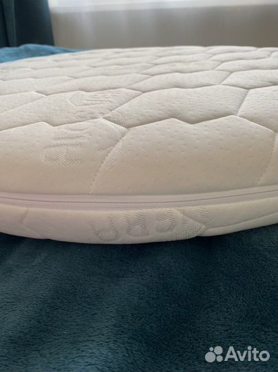 Матрас детский круглый+наматрасник и простыни