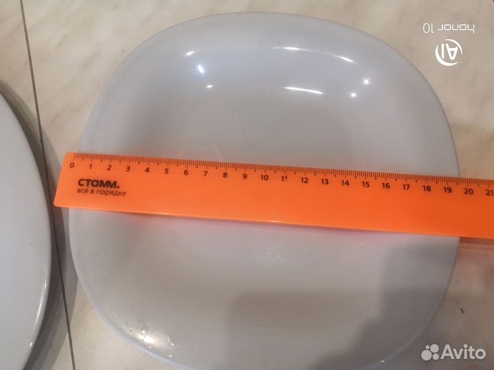 Блюдо 27 см и терелки 20 см фарфор