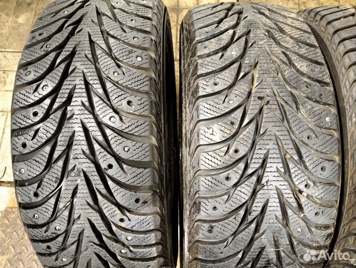 Yokohama Ice Guard Stud IG35 215/55 R16 97T