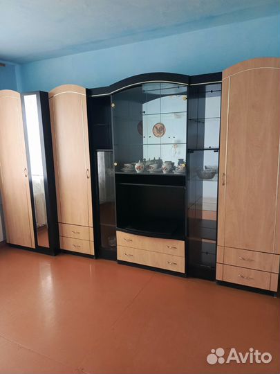 Стенка в гостиную бу