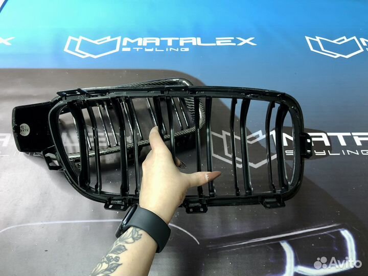 Решетка радиатора BMW F30 M карбон