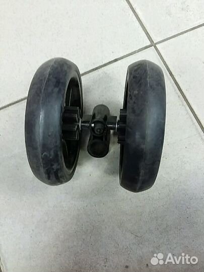 Колеса к прогулочным коляскам, тростям