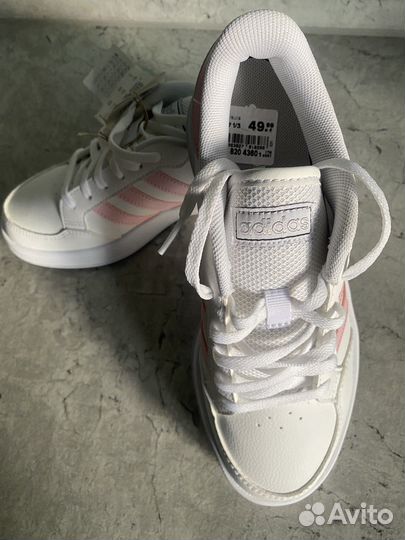 Кроссовки adidas