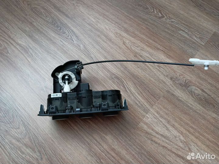 Блок управления отопителем/печкой Kia Rio 3