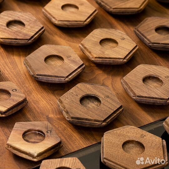 Футбольный мяч(сборный )из дерева сувенир adidas