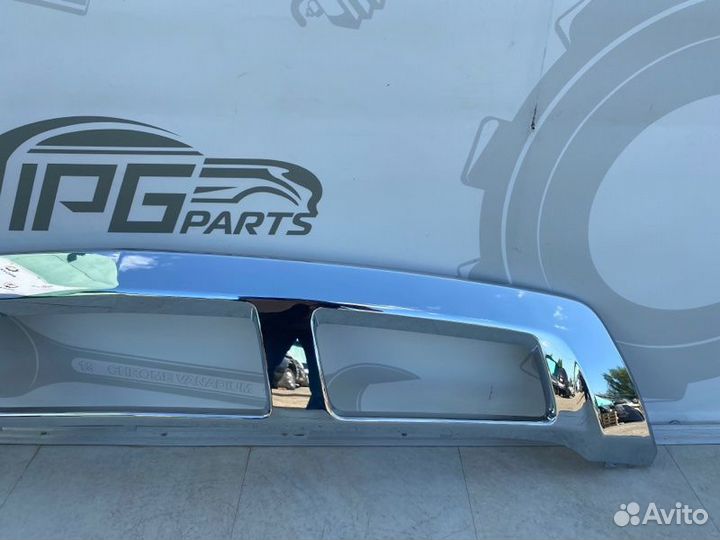 Накладка переднего бампера X166 A1668852825