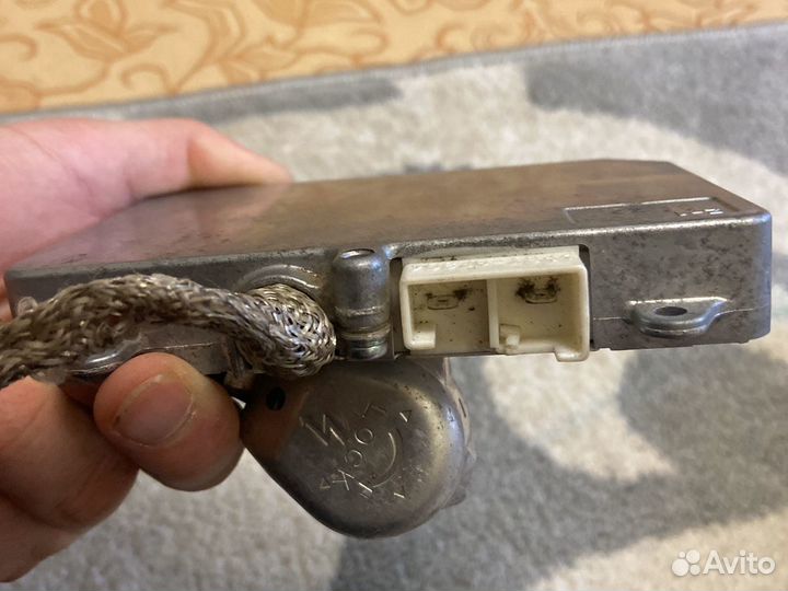 Блок розжига ксенона Subaru