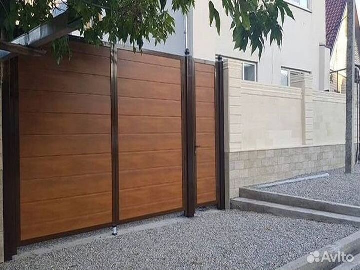 Распашные ворота с калиткой под ключ