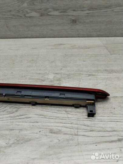 Стоп-сигнал дополнительный Mercedes Sprinter 906