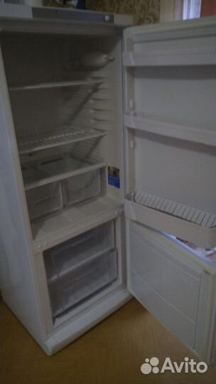 Холодильник indesit
