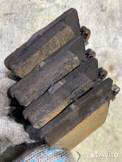Тормозные колодки заднее Mercedes-Benz C-Class