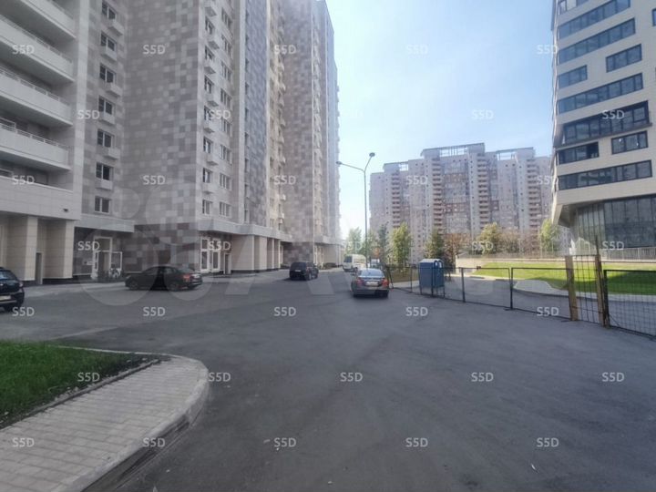 Сдам торговое помещение, 164.5 м²