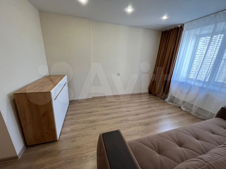 2-к. квартира, 40 м², 7/9 эт.