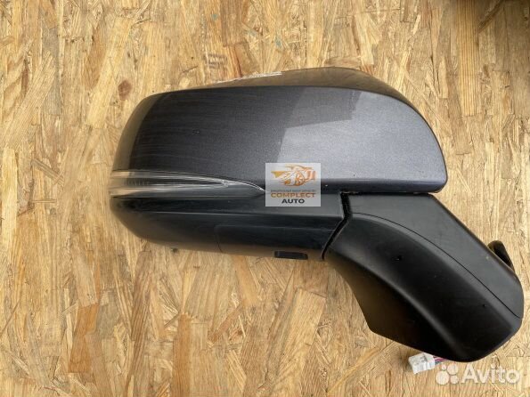 Зеркало правое Toyota RAV-4 (XA50) (2018-2023)