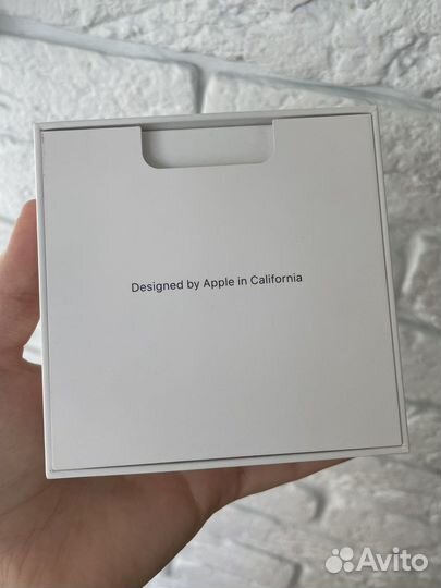 Коробка от беспроводных наушников airpods 2