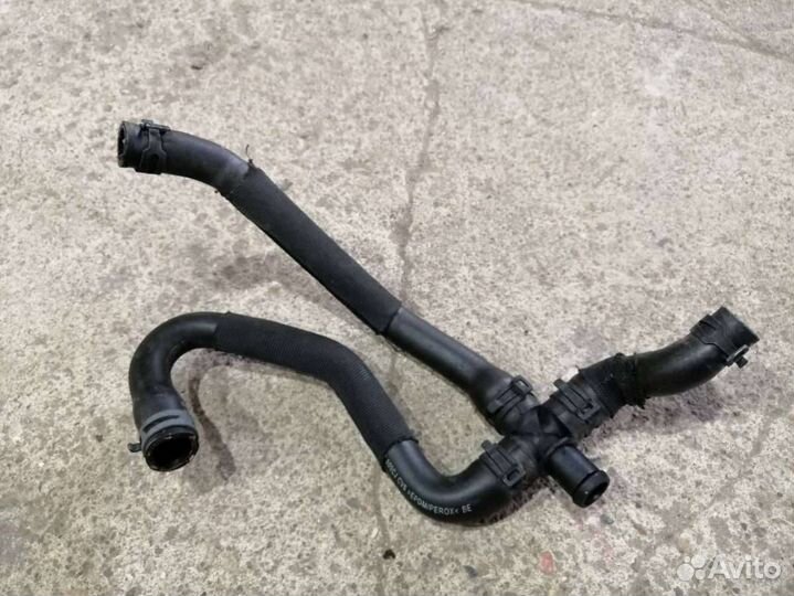 Патрубок охлаждения Skoda Yeti 2011 1K0122109CJ