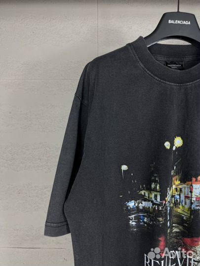 Футболка Balenciaga оверсайз звезда