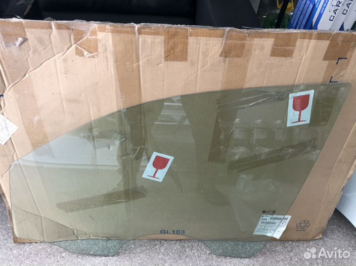 Chevrolet Orlando Стекло переднее левое