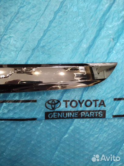 Молдинг бампера Toyota Highlander задний хром