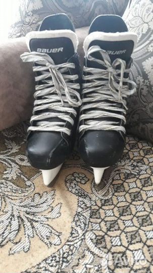 Коньки хоккейные bauer