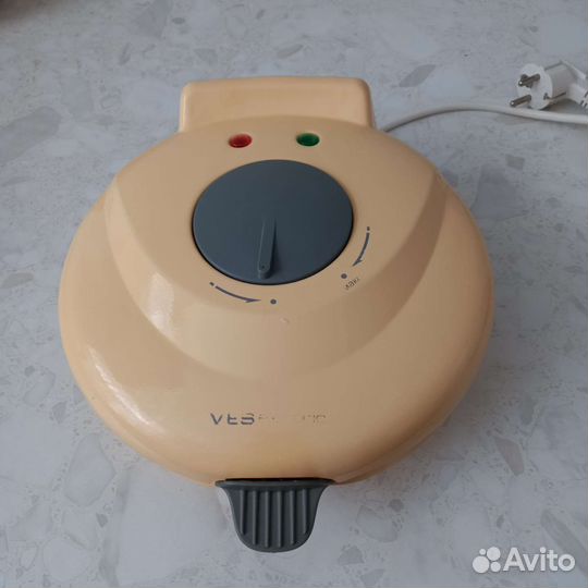 Вафельница