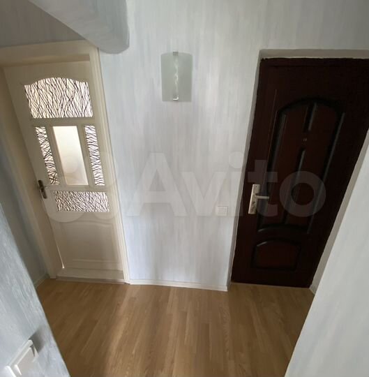 2-к. квартира, 60 м², 3/5 эт.