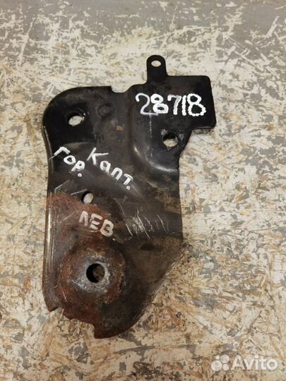 Кронштейн подрамника передний левый Renault Kaptur