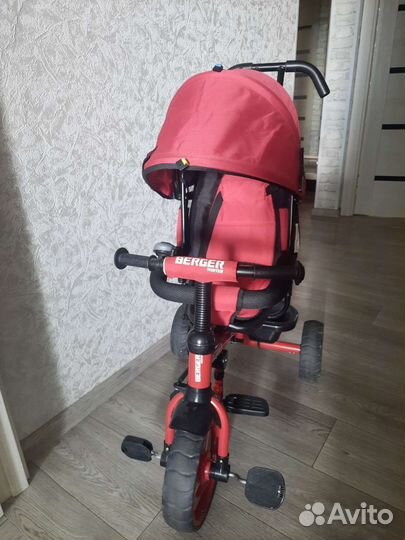 Трехколесный велосипед