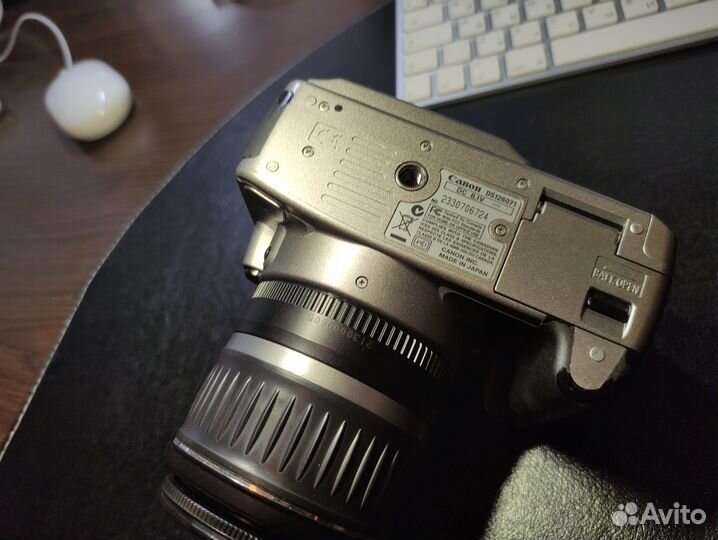 Canon 350 d Rebel XT Digital EOS Camera