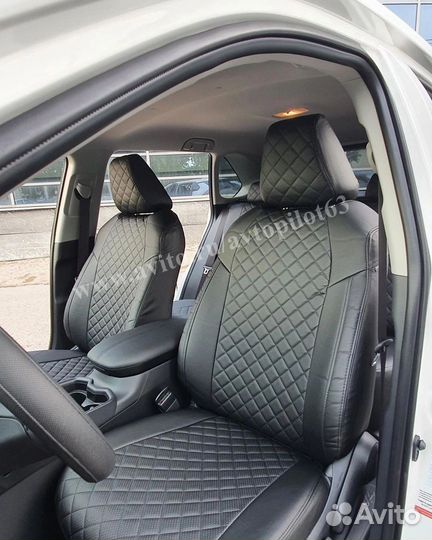 Автомобильные чехлы из экокожи 