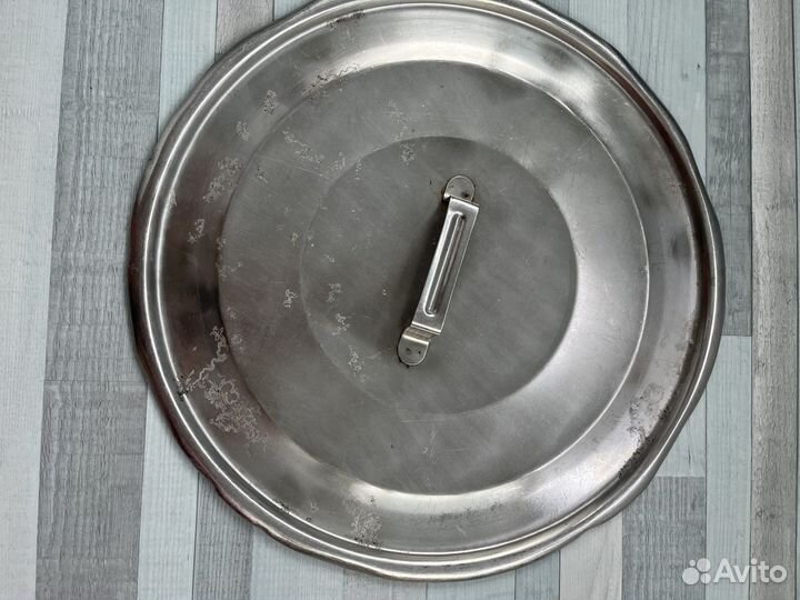 Кастрюля с крышкой из нержавейки