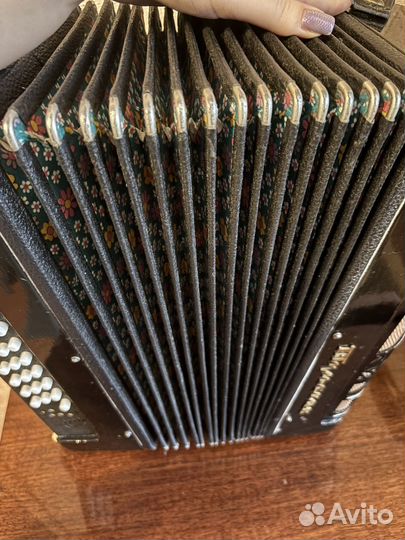 Гармонь тульская